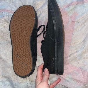 Black vans shoe